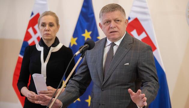 Robert Fico und Denisa Sakova