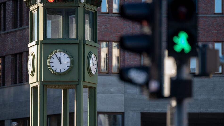 100 Jahre Ampel in Deutschland