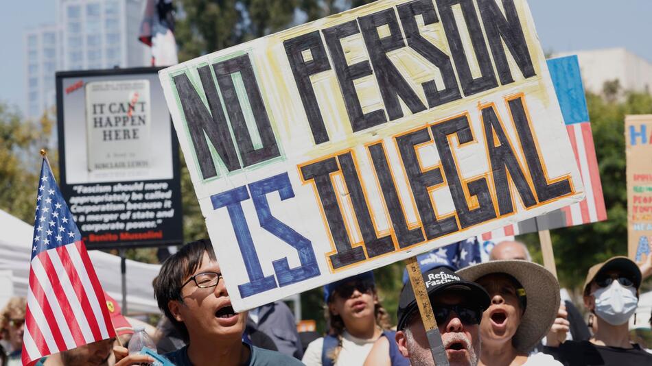 Anti-Trump Protest in Los Angeles