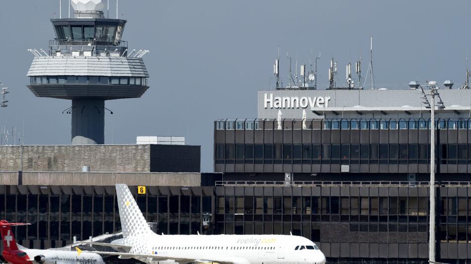 Flughafen Hannover wegen Hitzeschäden gesperrt