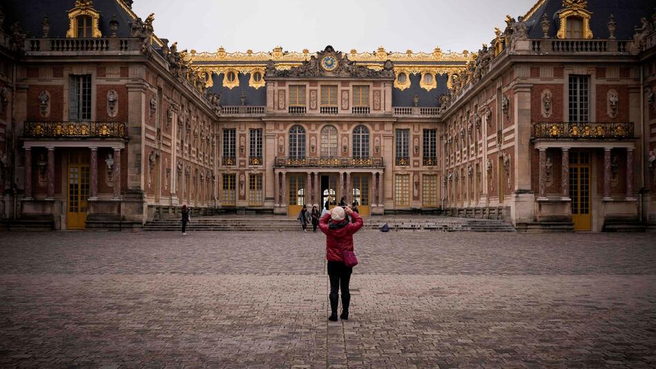 Schloss Versailles wegen Bombendrohung evakuiert