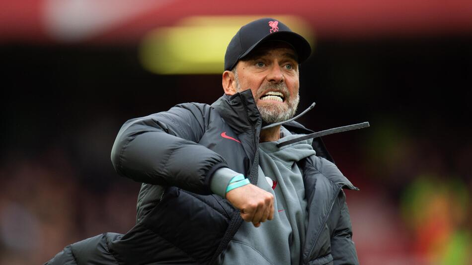 Liverpools Coach Jürgen Klopp zeigt sein Temperament während des Heimspiels am 30. April 2023