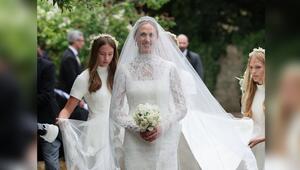 Harriet Sperling heiratet in die Königsfamilie ein.