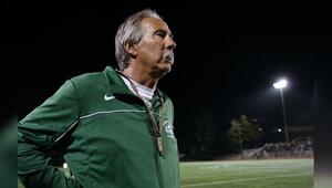 Liegt aktuell in kritischem Zustand in der Klinik: Football-Coach John Beam.