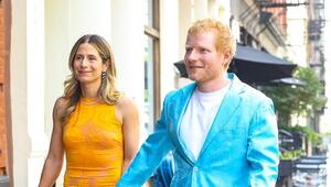 Ed Sheeran und Ehefrau Cherry Seaborn auf dem Weg zu Taylor Swifts Hochzeitsfeier.
