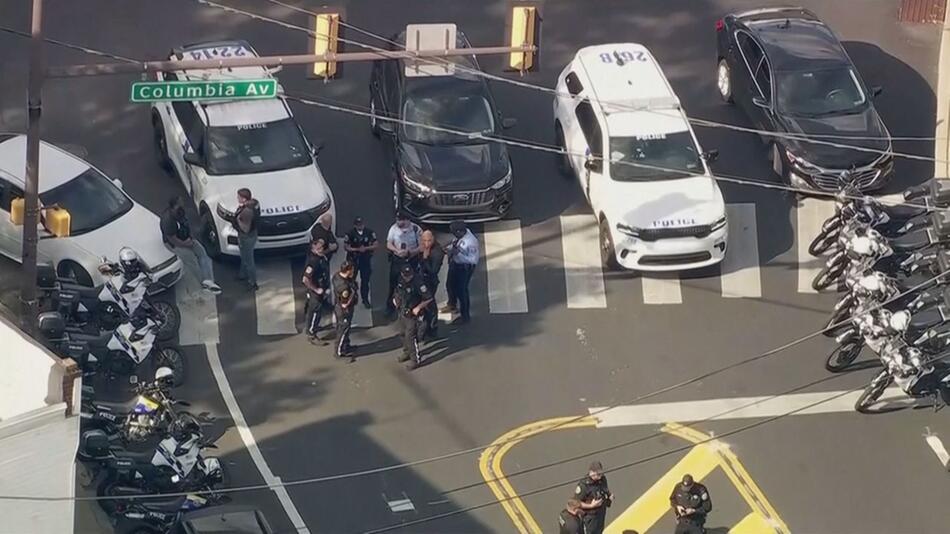 Schießerei vor der Overbrook High School: Polizist in Philadelphia angeschossen