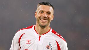 Spielte sich als Fußball-Lausbub in die Herzen der Fans: Lukas Podolski.