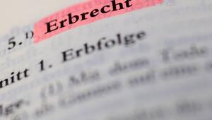 Ein BGB mit angemarkertem Kapitel über Erbrecht