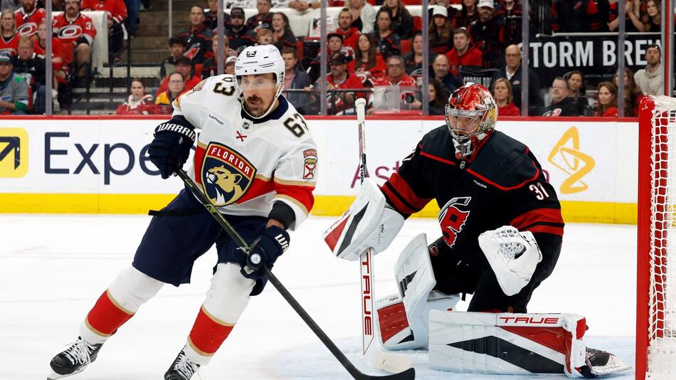 Carolina Hurricanes - Florida Panthers