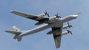 Strategische Bomber vom Typ Tu-95