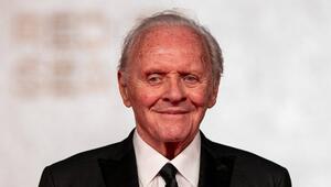 Sir Anthony Hopkins spielt im neuen Film von Guy Ritchie einen mächtigen Familienpatriarchen.