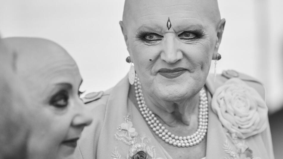 Eva von "Eva & Adele"
