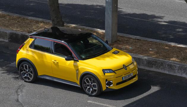 Renault R5 außen