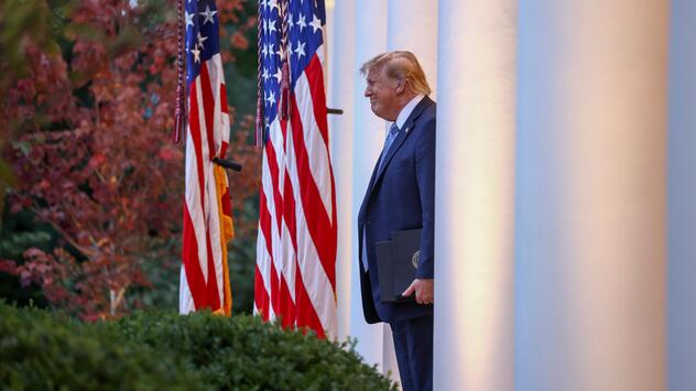Trump vor dem Weißen Haus