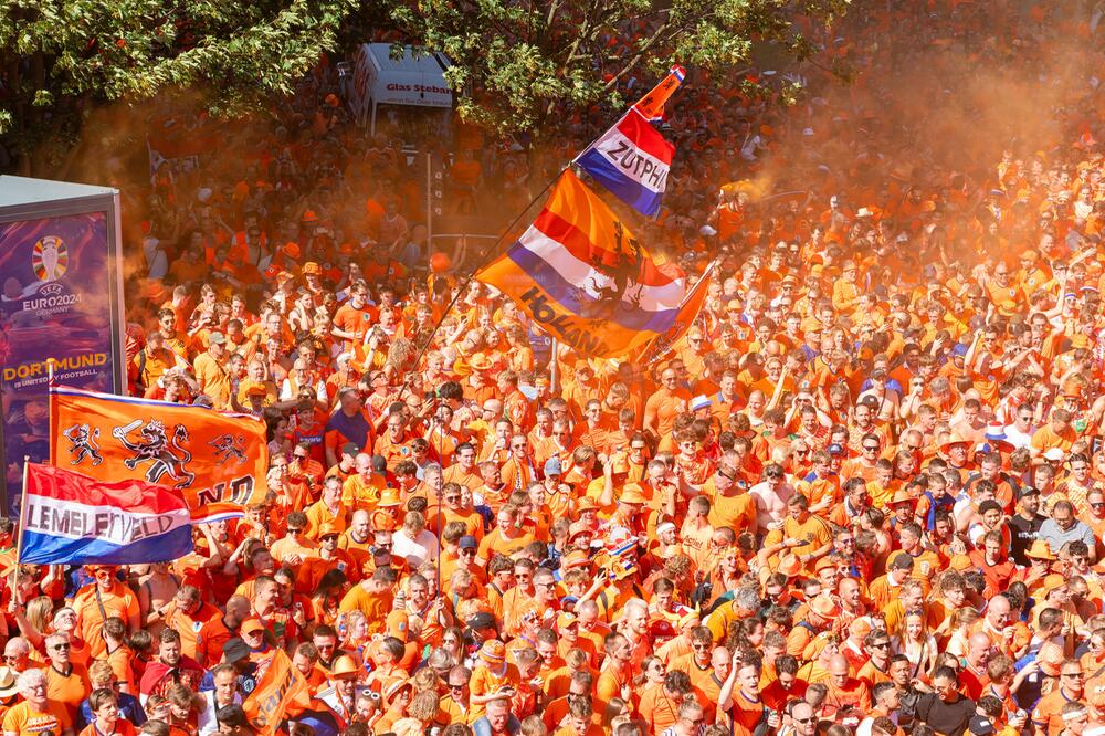 Niederländische Fans am Mittwoch in Dortmund.