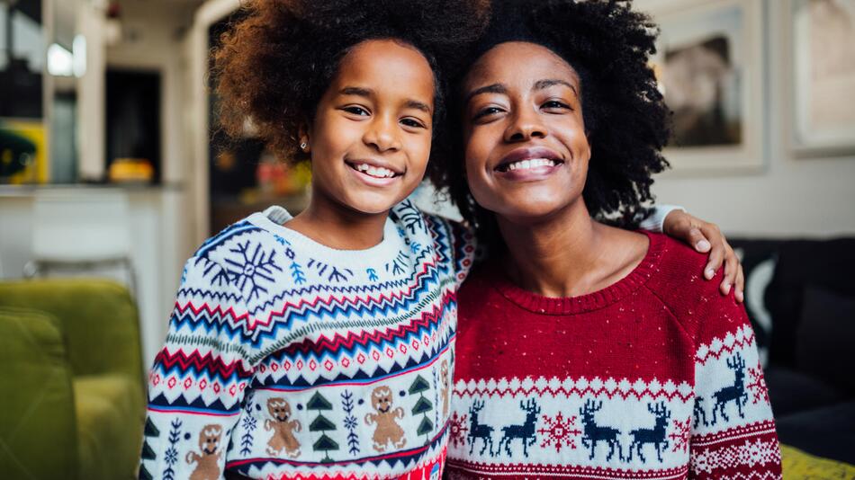 Weihnachten, Outfit, festlich, Pullover, Kleid, Baby, Partnerlook, Hund, Rentier, Muster, klassisch