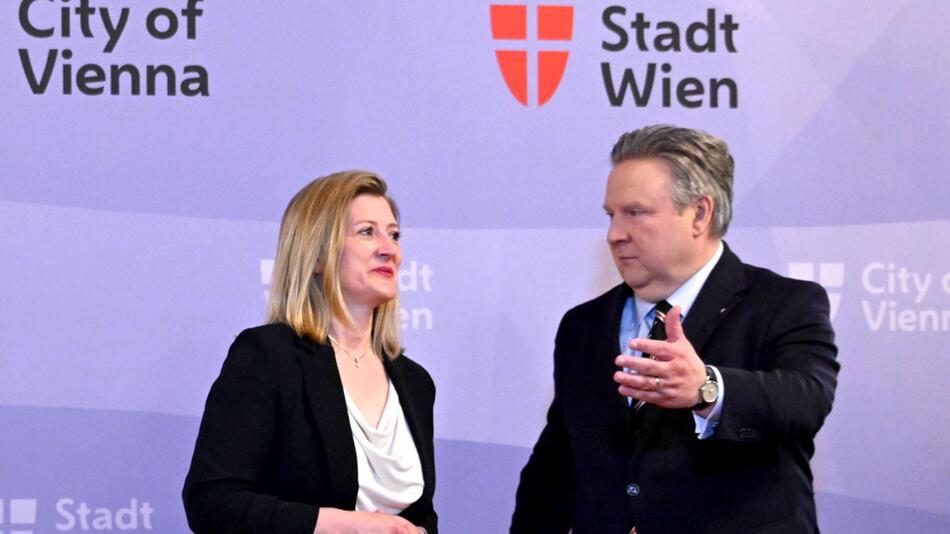 Der erste Termin fand am Vormittag im Rathaus statt