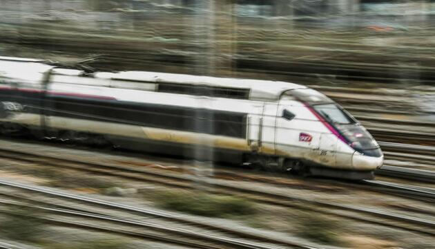 TGV kracht in Nordfrankreich in Laster - Toter und Verletzte