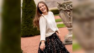 Prinzessin Isabella posiert lachend für die neuen Geburtstagsporträts.