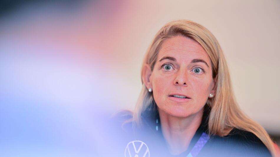 Frauenfußball-EM - DFB-Sportdirektorin Künzer