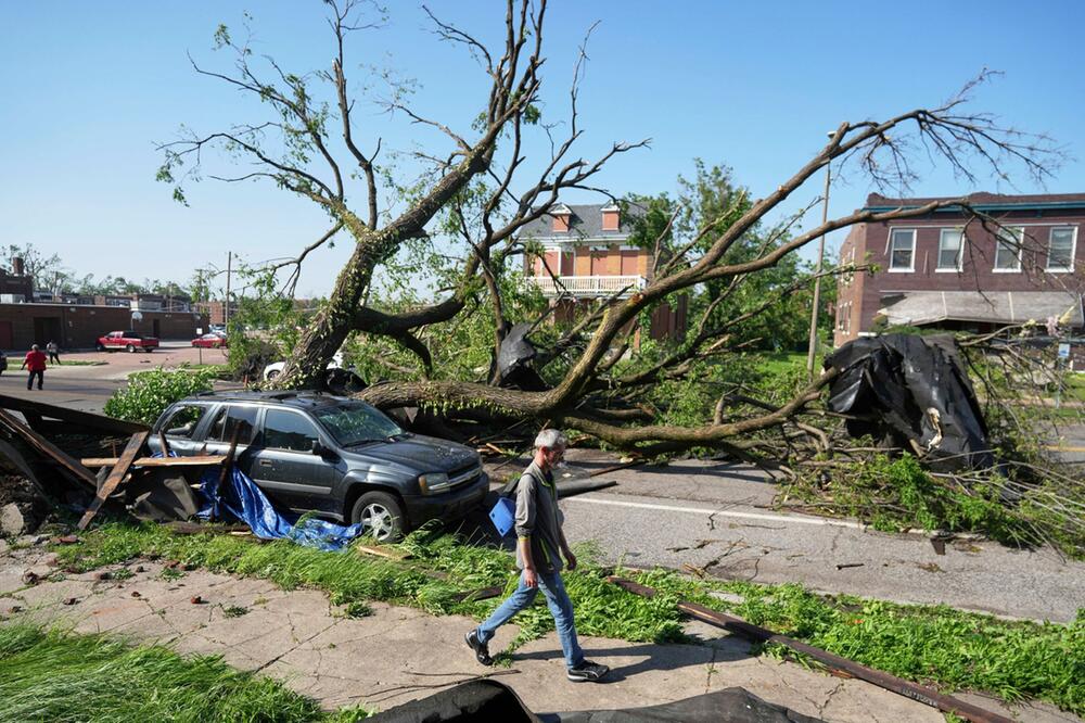 Nach Tornado über St. Louis