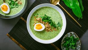 Bärlauchschaumsuppe mit gebackenem Landei