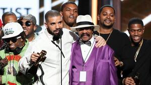 Drake mit seinem Vater Dennis Graham bei den Billboard Music Awards 2017.