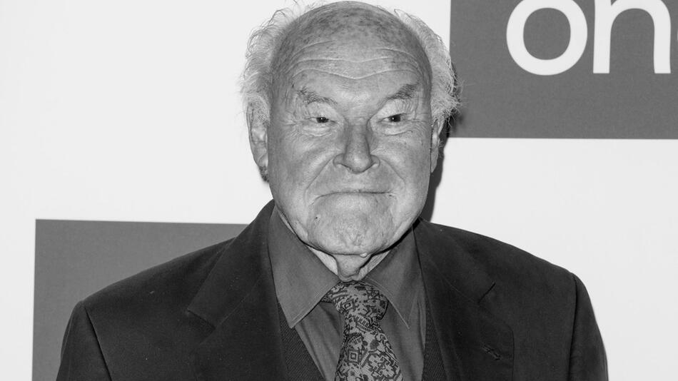 Timothy West