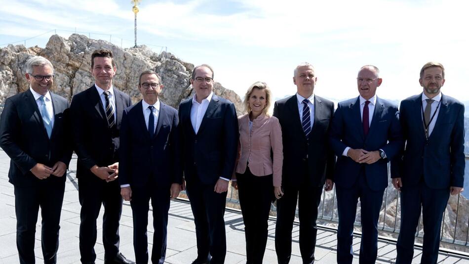 Europäisches Ministertreffen hoch droben auf dem Berg