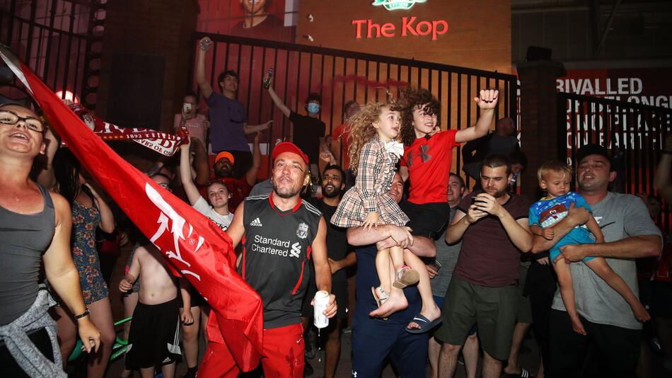 Liverpool-Fans feiern Meisterschaft