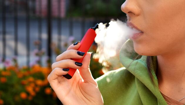 Rauchen, Vapes, E-Zigaretten, Kinder, Jugendliche, Gesundheit