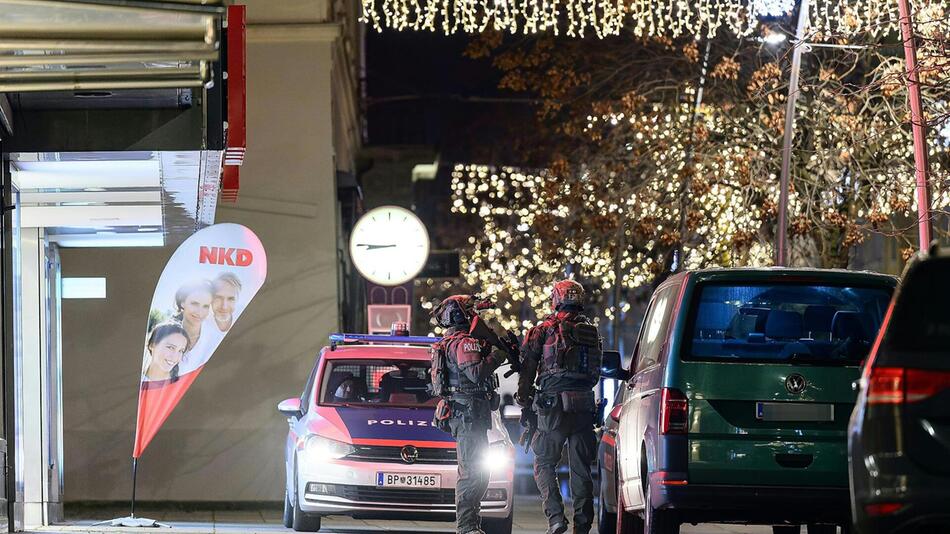 Die Polizei stand am Montagabend in Wiener Neustadt im Einsatz.