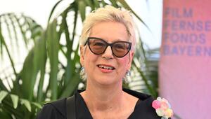 Leben mit Pflegeroboter – Doris Dörrie dreht wieder