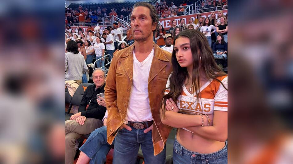 Matthew McConaughey und Tochter Vida beim Spiel der Texas Longhorns.