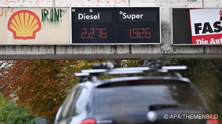 Auch Gewerkschaft für niedrige Steuern auf Benzin und Diesel