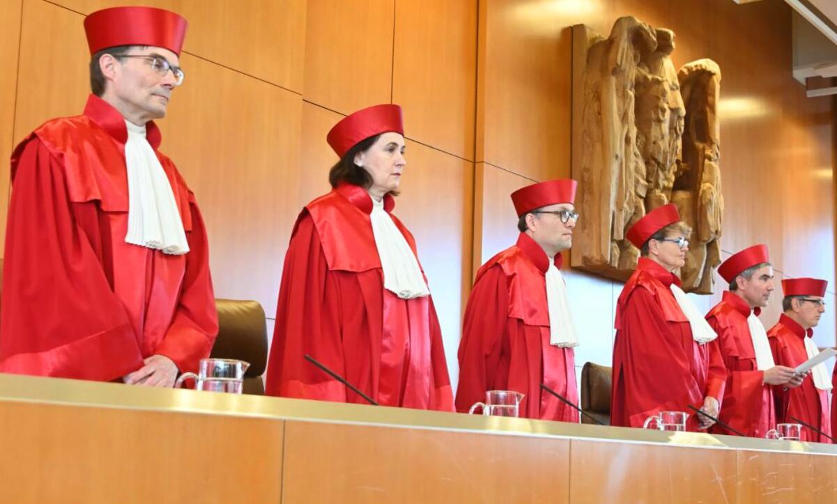 Frauen anschreiben beispiel lovoo männer Frauen anschreiben beispiel lovoo männer
