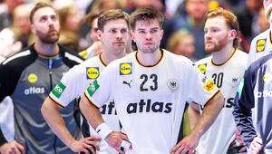 Renars Uscins und die DHB-Männer waren nach der Niederlage gegen Serbien bedient.