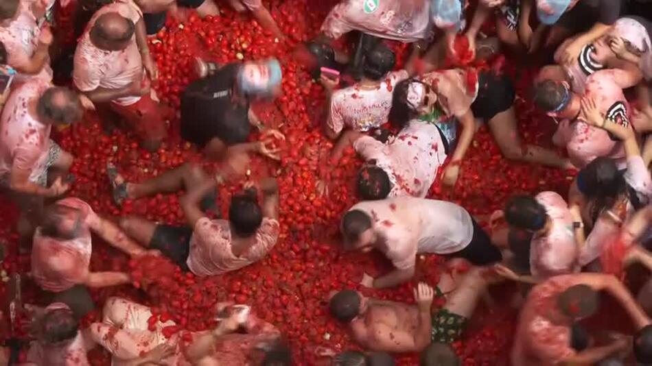 Vom Dorf-Disput zur Tomatenschlacht: "Tomatina" in Spanien
