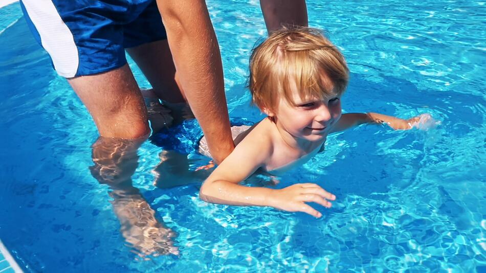 Mehr tödliche Badeunfälle: Schwimmmeister fordern aufmerksamere Eltern