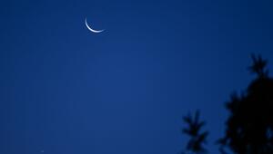 Mondsichel und Venus am Morgenhimmel