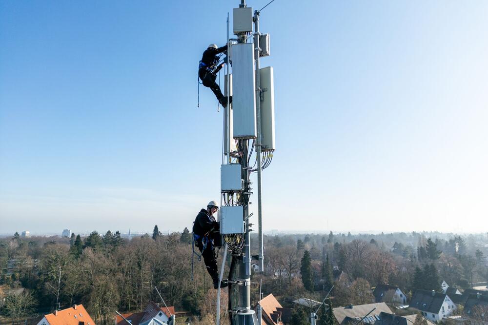 Qualitätsüberprüfung an Mobilfunkmast der Telekom