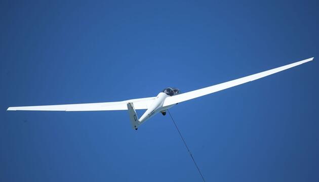 Ein Segelflugzeug stürzte im Bereich des Tiroler Breitenkopfs ab
