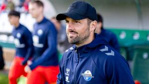 Trainer Ralf Kettemann vom SC Paderborn 07