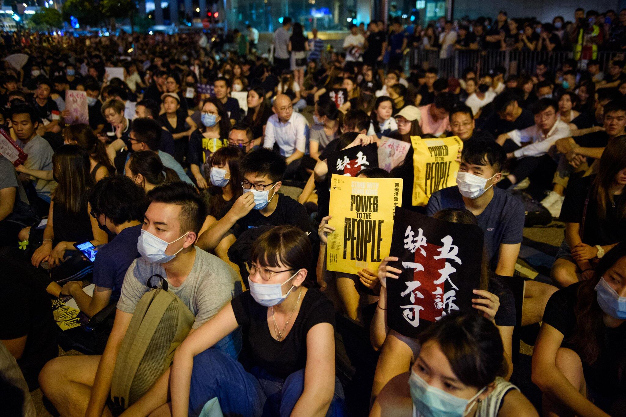 neues protest wochenende in hongkong tausende auf den straßen