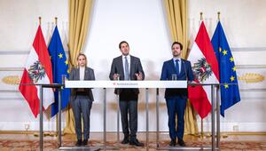 Schmidt, Pröll und Wiederkehr sind mit der Regierungsarbeit zufrieden.