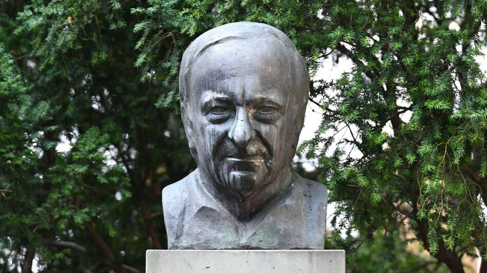 Die Hermann-Gmeiner-Büste in Wien ist Geschichte