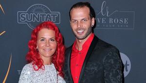 Dana, die Frau des Ex-Profis Dennis Diekmeier hat das Ende der gemeinsamen Ehe verkündet.