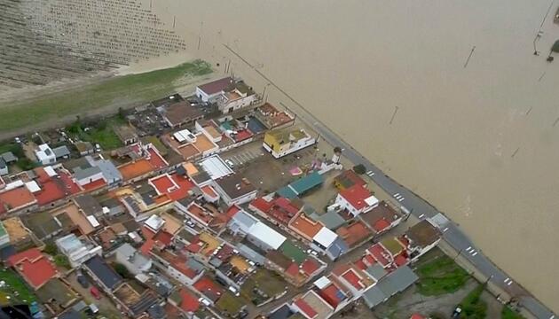 Sturm „Leonardo“: Luftaufnahmen zeigen heftige Fluten in Andalusien
