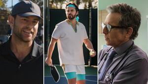 Jake Johnson (M.) spielt in der Komödie "The Dink" die Hauptrolle. Ex-US-Tennisstar Andy Roddick ...