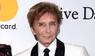 Sänger Barry Manilow konnte erneut nicht auftreten.